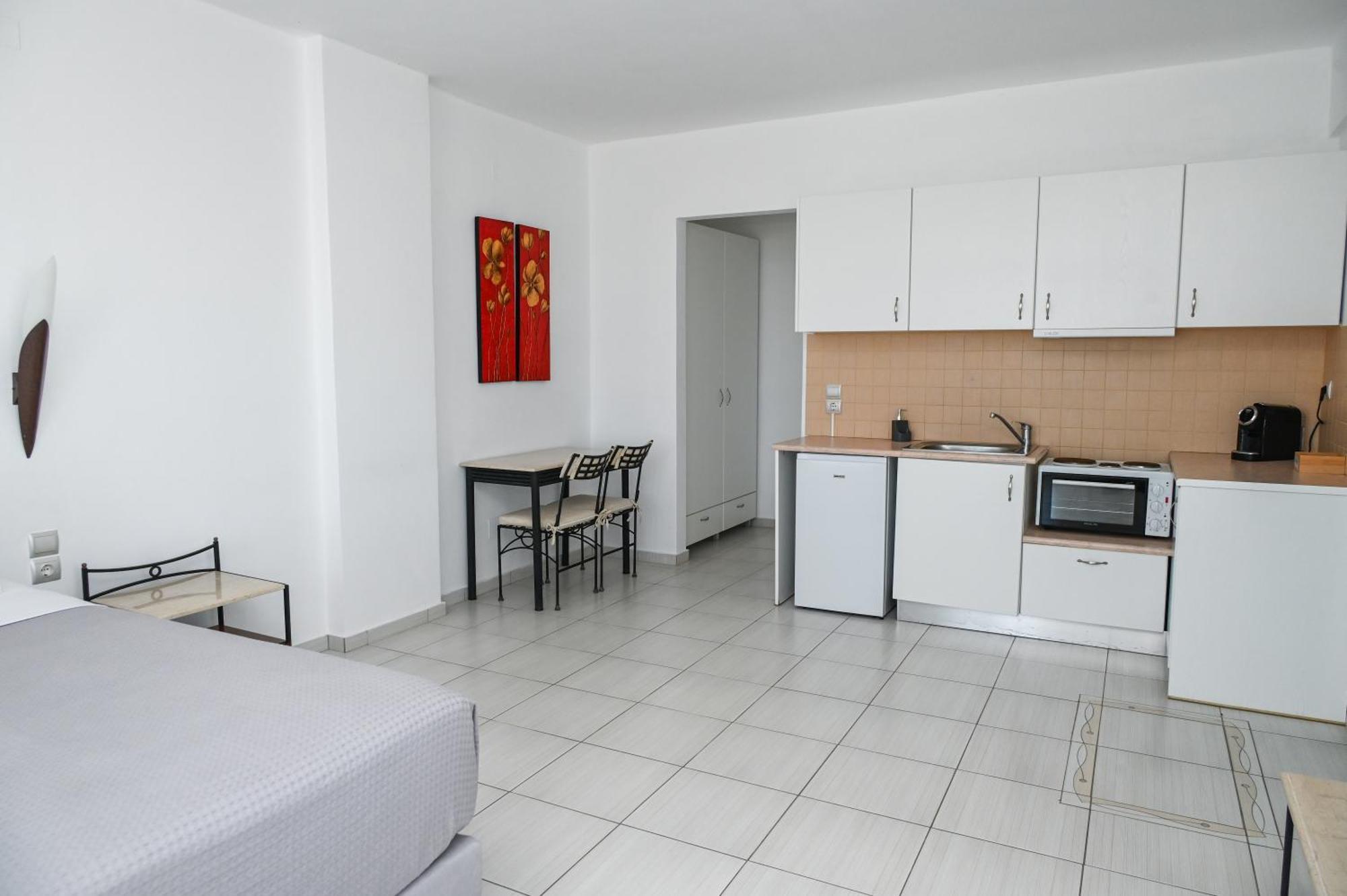 Asterias Boutique Hotel apartamentowy Pachaina