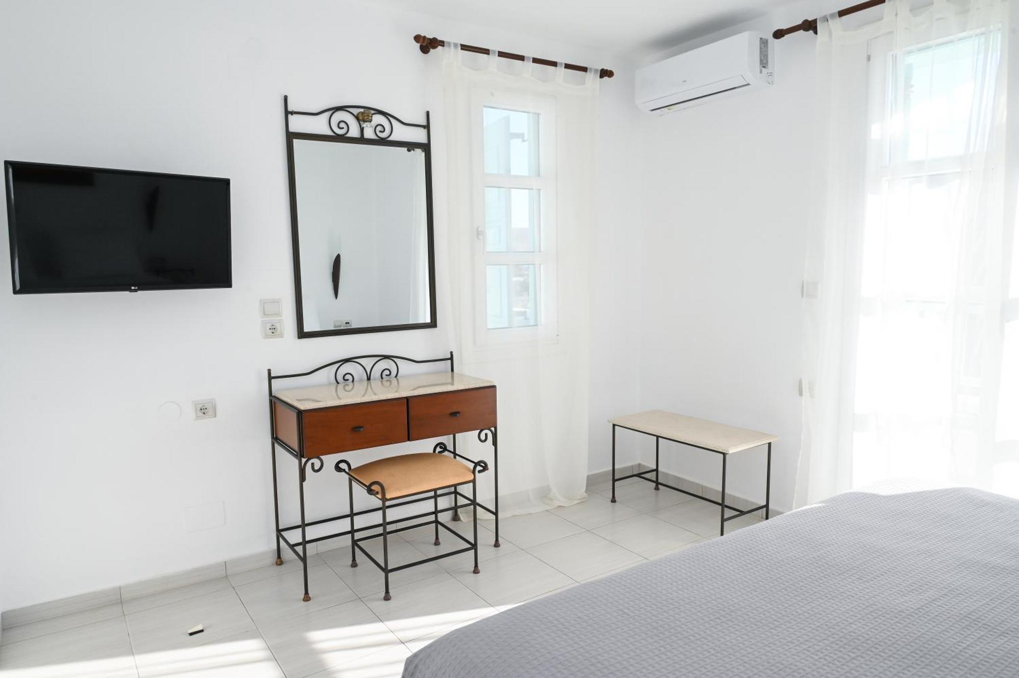 Asterias Boutique Hotel apartamentowy Pachaina